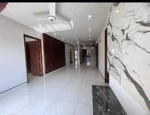 3 BED DRAWING DINNING BRAND NEW PARK FACING 1800 SQUARE FEET FLAT FOR SALE IN JAUHAR 3