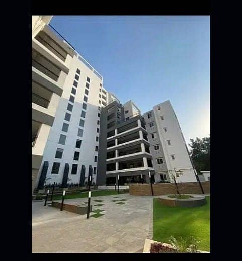 3 BED DRAWING DINNING BRAND NEW PARK FACING 1800 SQUARE FEET FLAT FOR SALE IN JAUHAR 9