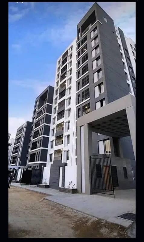 3 BED DRAWING DINNING BRAND NEW PARK FACING 1800 SQUARE FEET FLAT FOR SALE IN JAUHAR 11