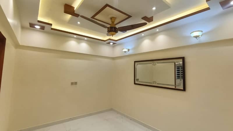 2 BED DRAWING DINNING BRAND NEW FLAT FOR SALE IN JAUHAR BLOCK 7 ISRA TOWER 7