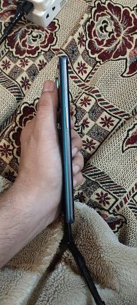 OnePlus 8 5g UW waterproof in genuine condition 3