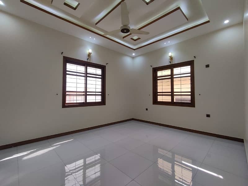 400 square yard Double Story Renovated House Available For Sale in Gulistan e jauhar 7