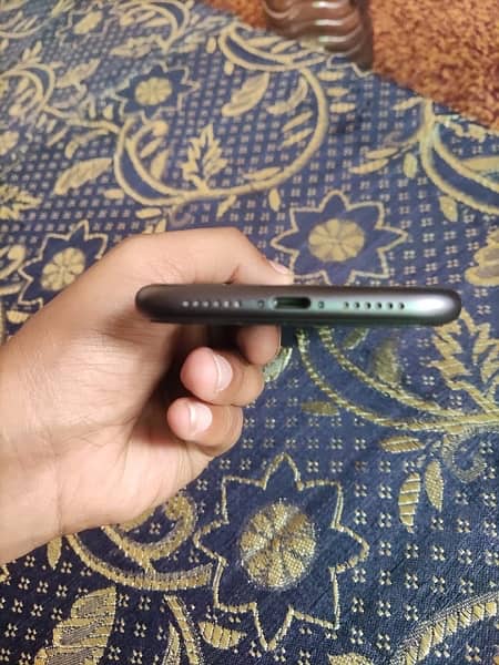 iphone 11 non pta jv only back class crack 5