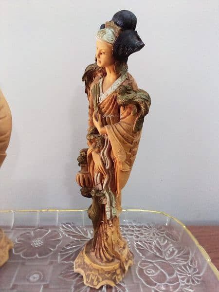 vintage oriental  statues  Chinese man and woman 18