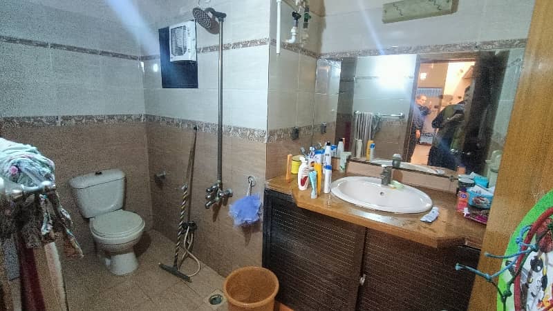 3 Bed DD Flat Available For Sale In Gulistan E Jauhar 17