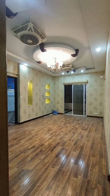 3 bed DD Flat Available For Sale in Gulistan e jauhar 1