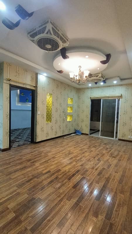 3 bed DD Flat Available For Sale in Gulistan e jauhar 15