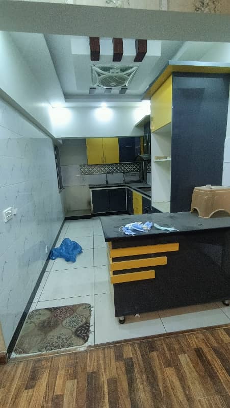 3 bed DD Flat Available For Sale in Gulistan e jauhar 17