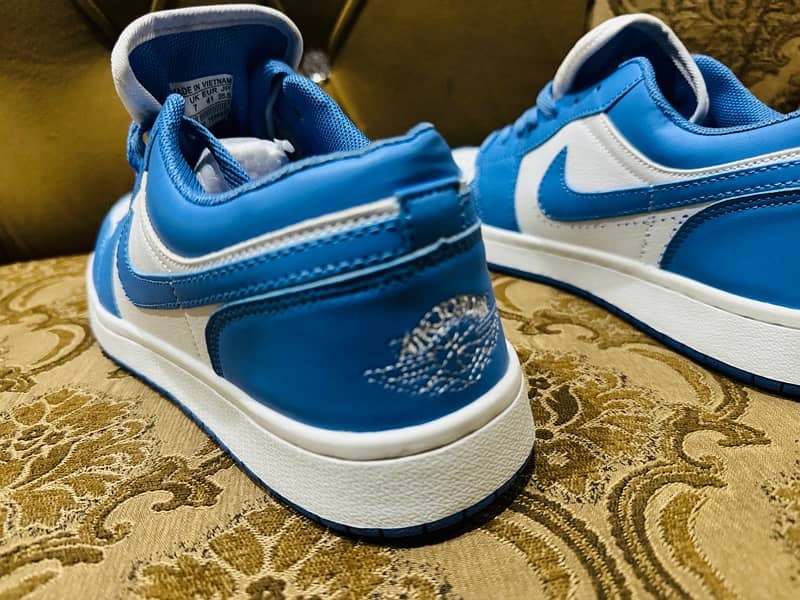 Nike Air Jordan  light blue 100% original 8