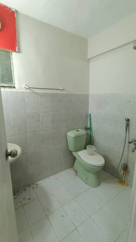 2 Bed DD Flat Available For Sale In Gulistan E Jauhar 16