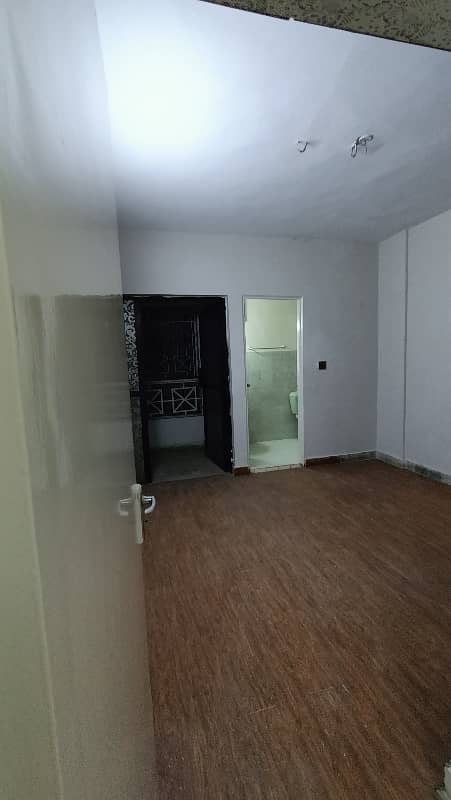 2 Bed DD Flat Available For Sale In Gulistan E Jauhar 17