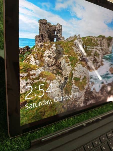 Microsoft Surface pro 5 i7 7th 16gb Ram 512gb SSD 12.3" 4K Display 8