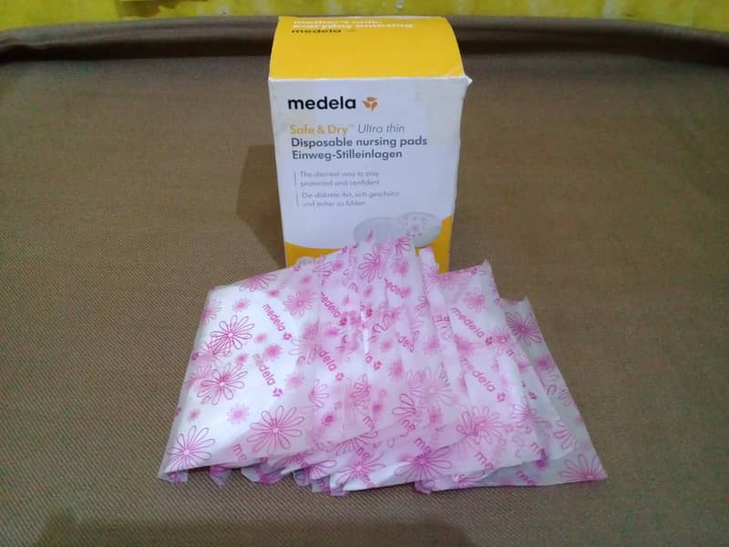 Medela Disposable Breasts pads 1