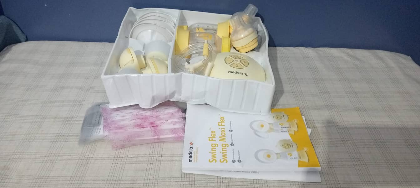 Medela Double Electric Breasts Pumps 2