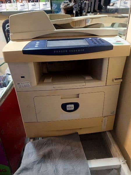 Medium size photocopy Machine 0