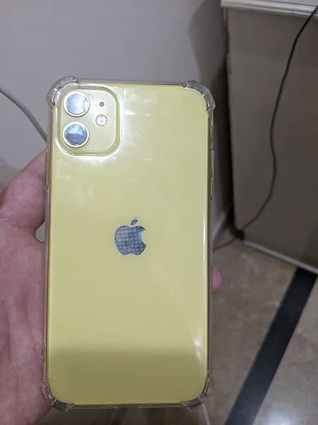 iphone 11 yellow color 4/64 gb 1