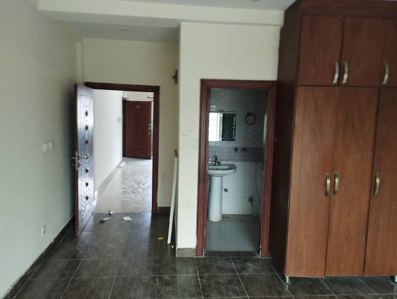 1 Bed Room Appparment Available For Rent 1