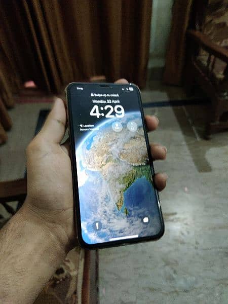 Iphone Xs max 256 Gb Pta approved 7