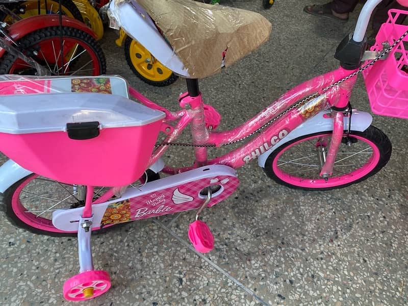 Girls barbie cycle 16inches Brand new 1
