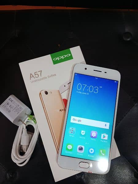 oppo A57 (4Gb/64Gb) Ram with box and charger lush condition 10/10 1