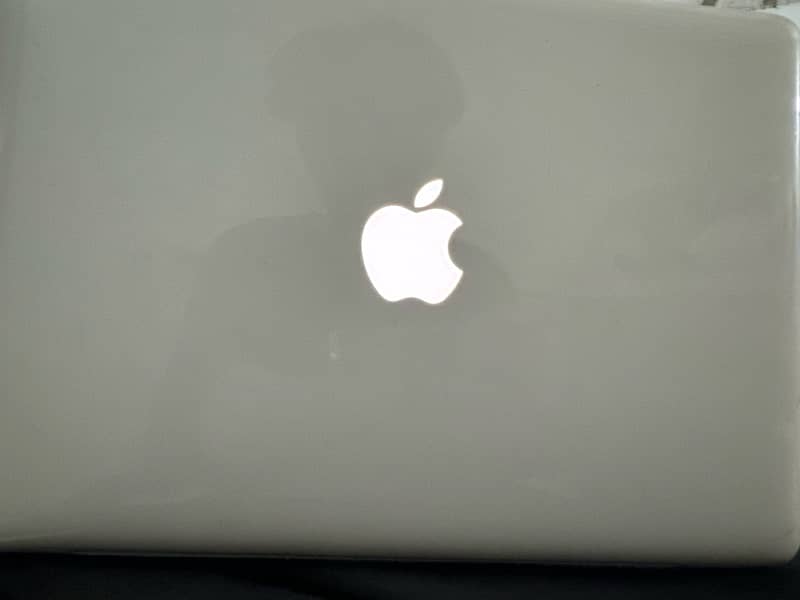 Macbook 2010 3
