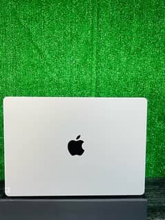 MacBook Pro 2021 M1 Chip 32Gb Ram 512Gb Ssd 14inch