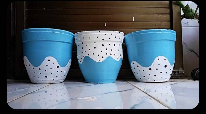 beautiful hand painted pots (4,5,6 & 8 inches) 8