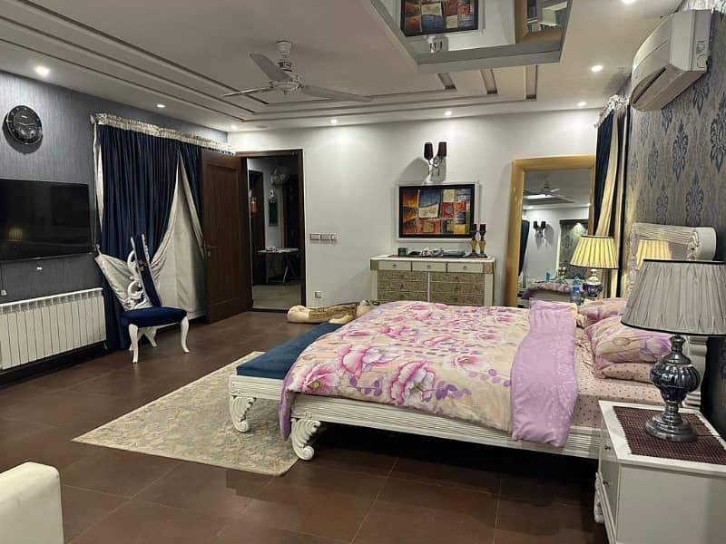 DHA Phase 6 1 Kanal Executive Class Furnished Lower Lock Upper Portion For Rent 8
