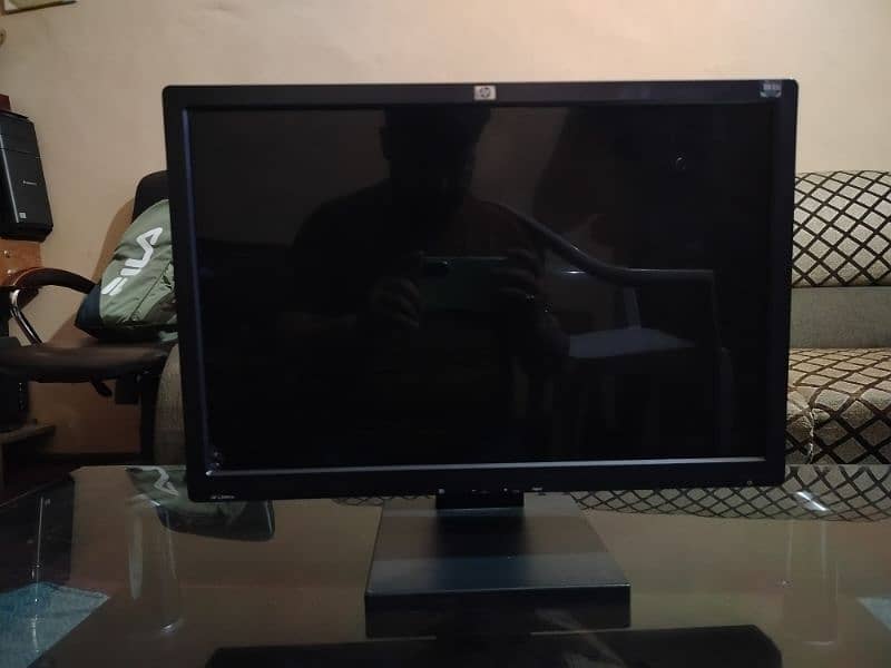 HP 20"inch Computer LCD 4