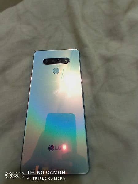 L. G  stylo 6 selling in good condition non pta 1