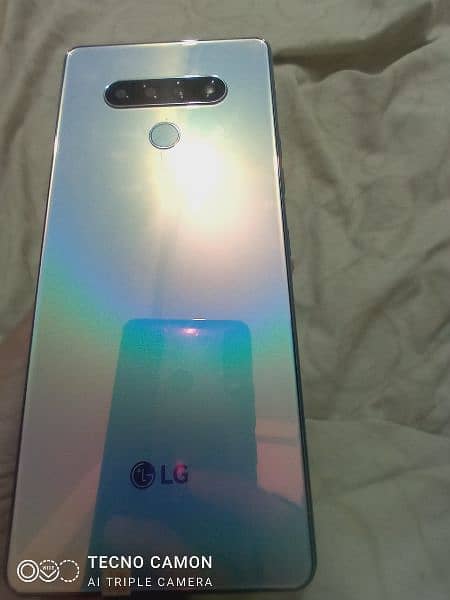 L. G  stylo 6 selling in good condition non pta 3