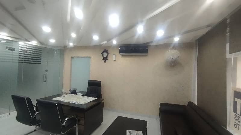 5 MARLA IDEAL LOCATION NON FURNISH COMMERCIAL GROUND FLOOR HALL AVAILABLE FOR RENT IN BAHRIA TOWN LAHORE 1
