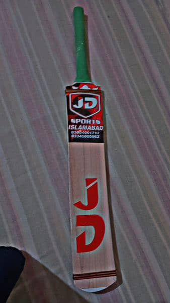 JD BAT IN FULL NEW CONDITION 0