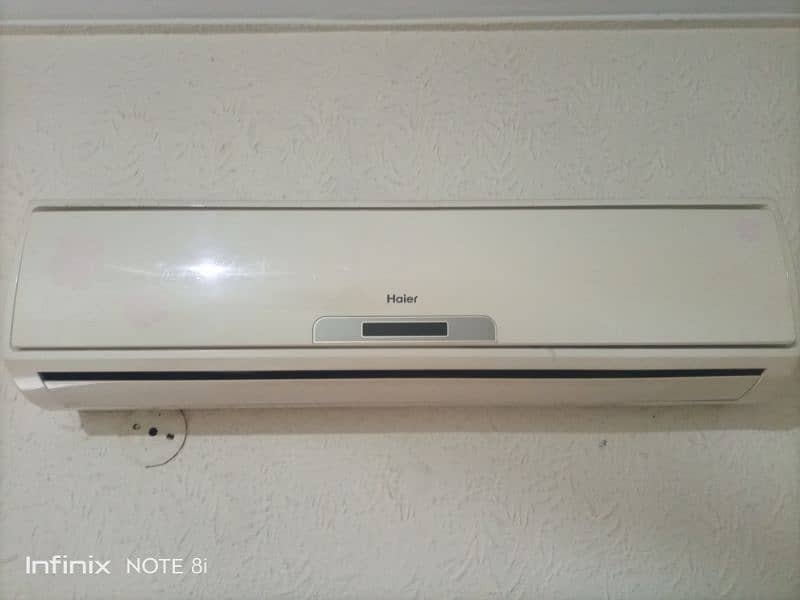 hair ac with remote what's number 03209962808 0