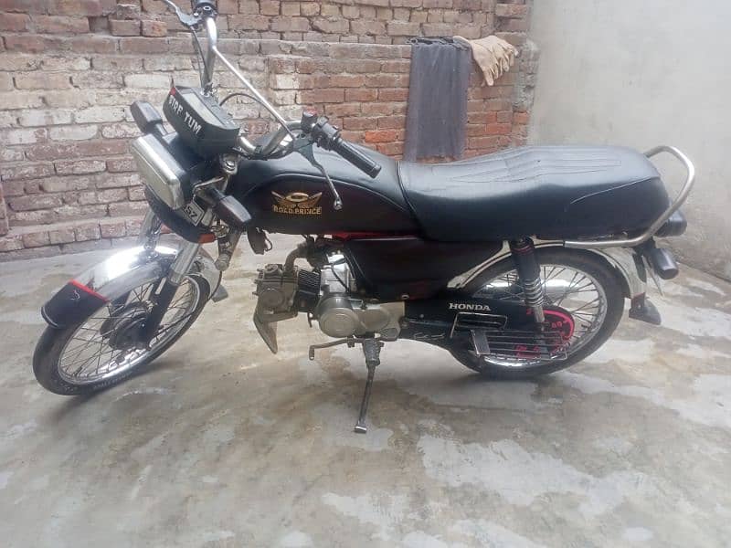 Road Prince Motorcycle in Very Good Condition 1