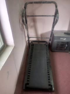 manual treadmill in a very good condition