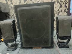 Woofers speakers Old model kmal ka sound ha