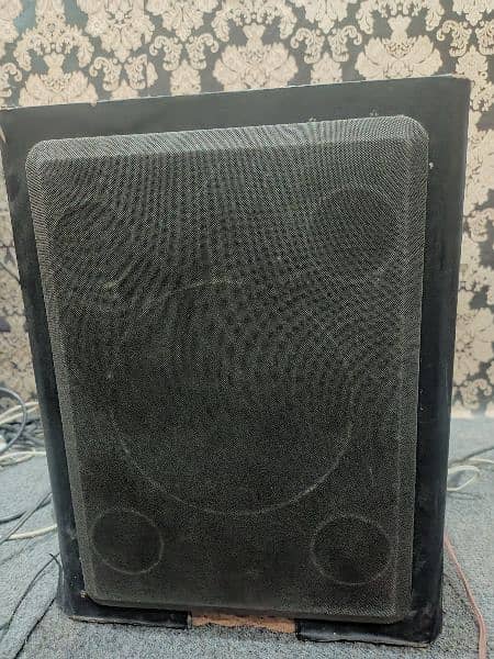 Woofers speaker 3