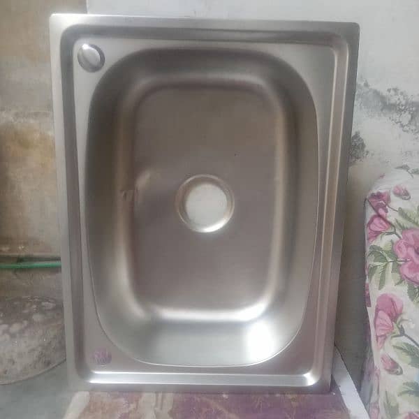 Imported Sink with pipe & Fitting 0
