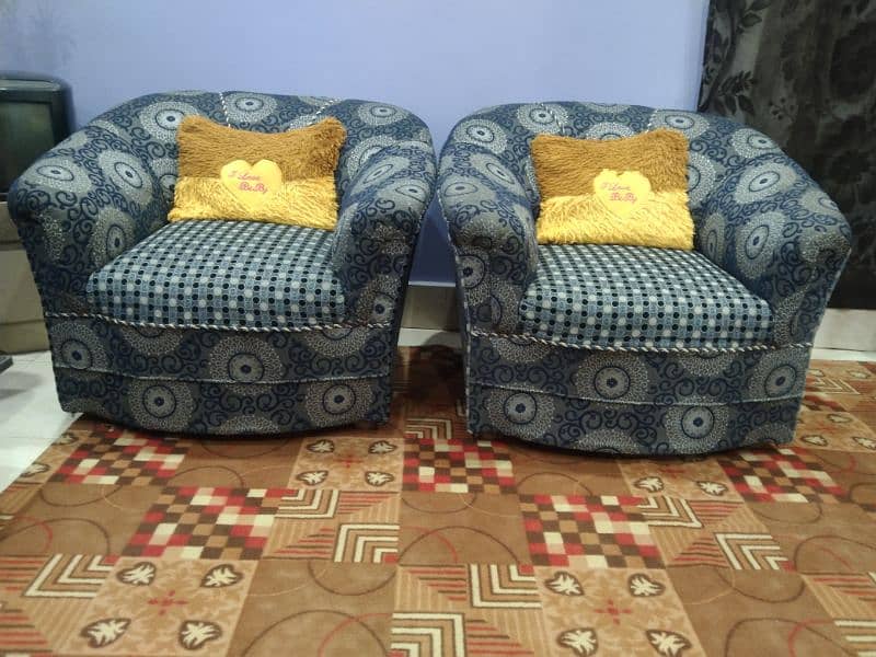 urgent sale 5 seater sofa set and sofa cum bed 2