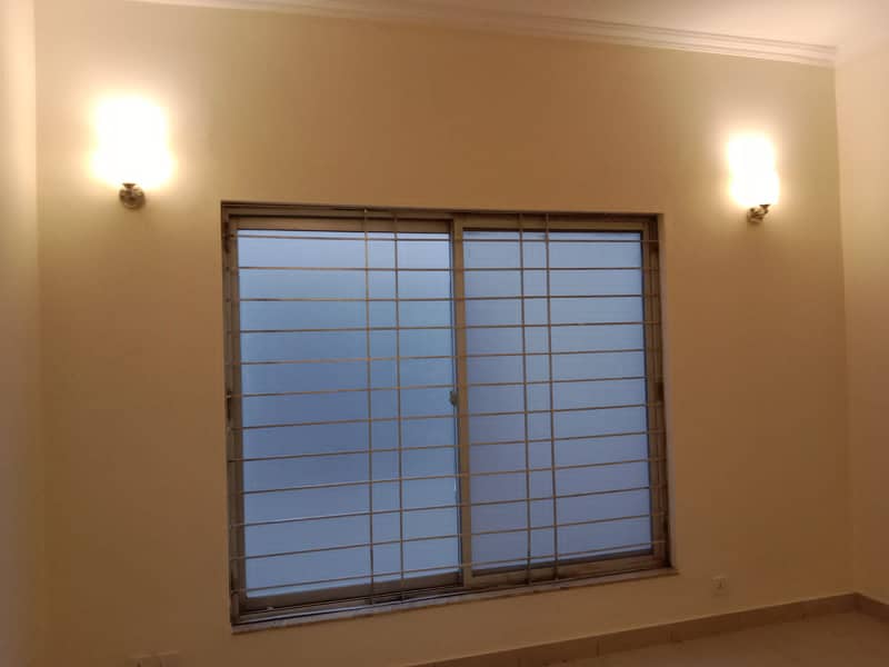 p31 villa available for rent in bahria town karachi 03470347248 4