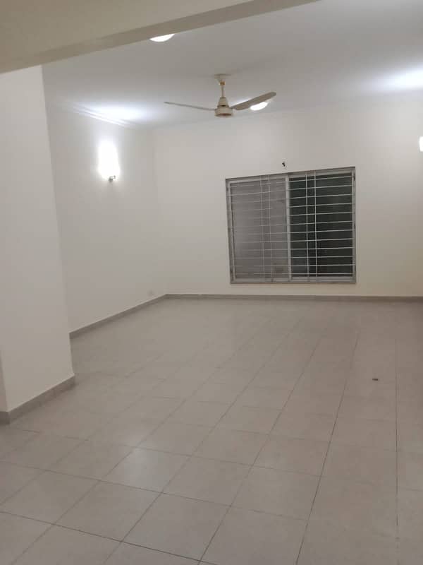 p31 villa available for rent in bahria town karachi 03470347248 12