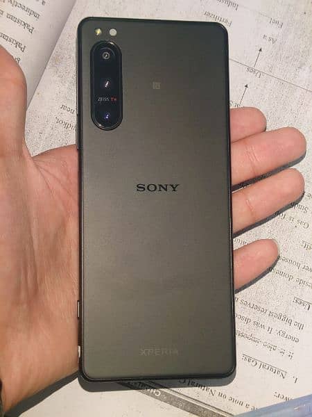Sony Xperia 5 Mark 4 | Sony Xperia 5 IV 3
