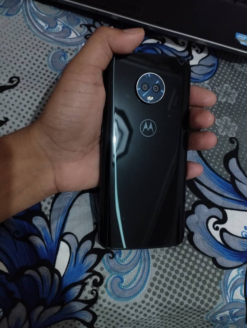 Motorola G6 Plus 1