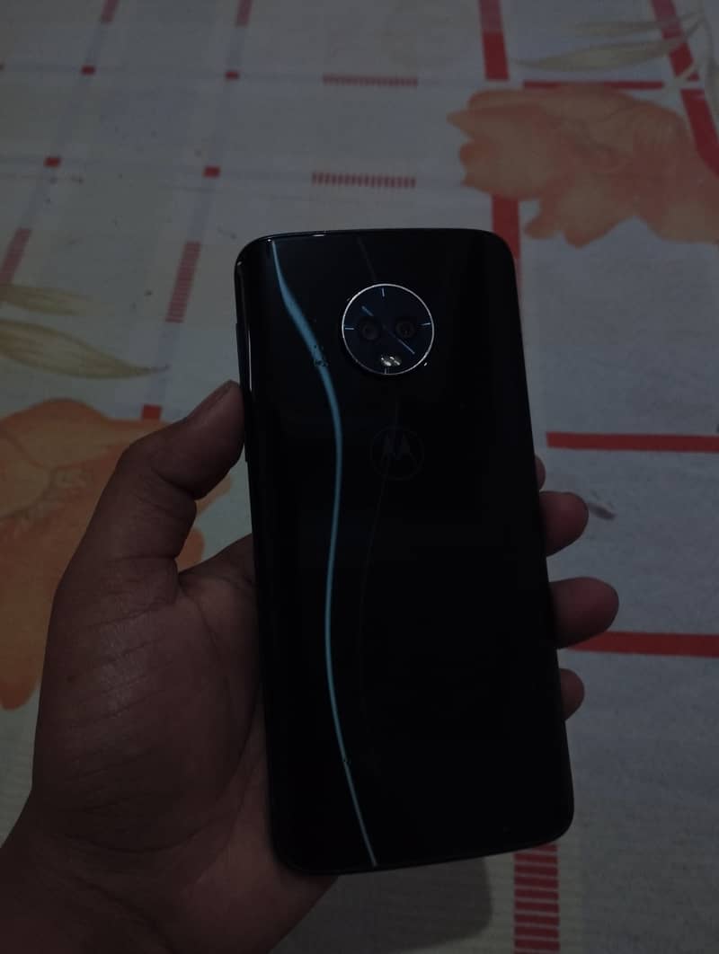 Motorola G6 Plus 5