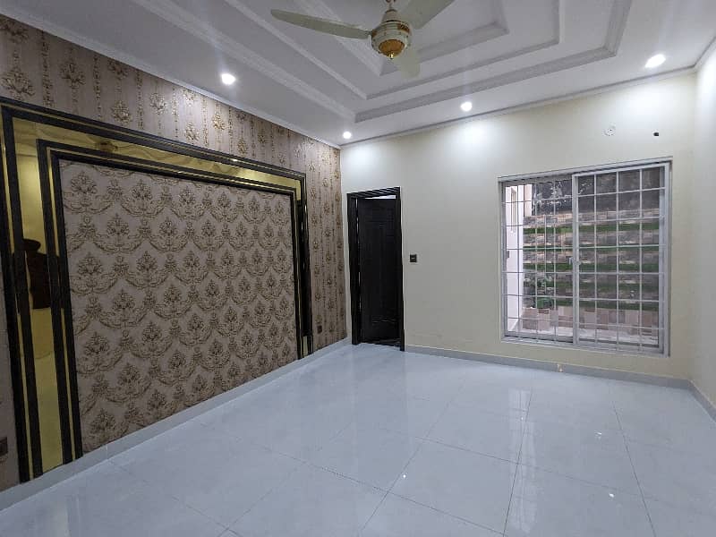 BRAND NEW 7-1/2 Marla Double Storey Double Unit Latest Accommodation Luxury Stylish Proper House Available For Sale In JOHER TOWN LAHORE By FAST PROPERTY SERVICES REAL ESTATE And BUILDERS With Original Real Pics . 20