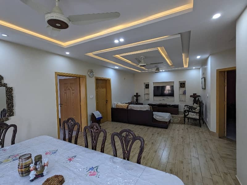 12 Marla brand new luxery with 3 beds attached bathrooms modern stylish leatest Accomodation well upper portion available for Rent with original pics by fast property services real estate and builders lahore 1