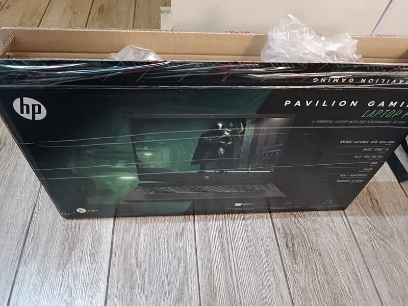 HP Pavillion 15-dk0056wm Gaming Laptop, GTX-1650 16GB RAM (Almost New) 5