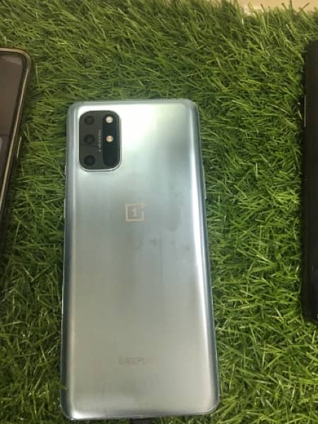 one plus 8t gaming phone non active non use luch condition untoch 0