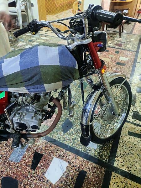Honda 125 sale '14 model neat and clean condition 3